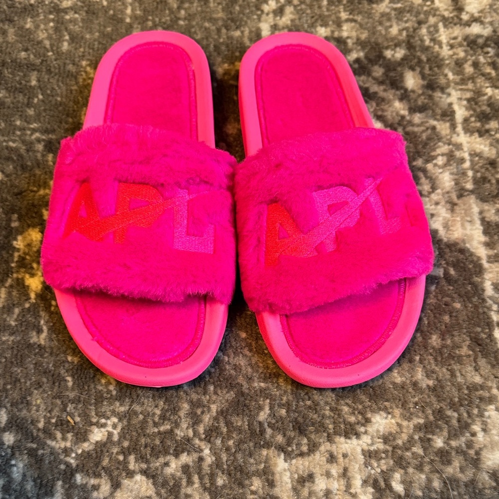 APL Womens Neon Pink Shearling Slides Size 8 NIB
